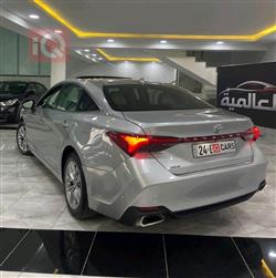 تويوتا أفالون